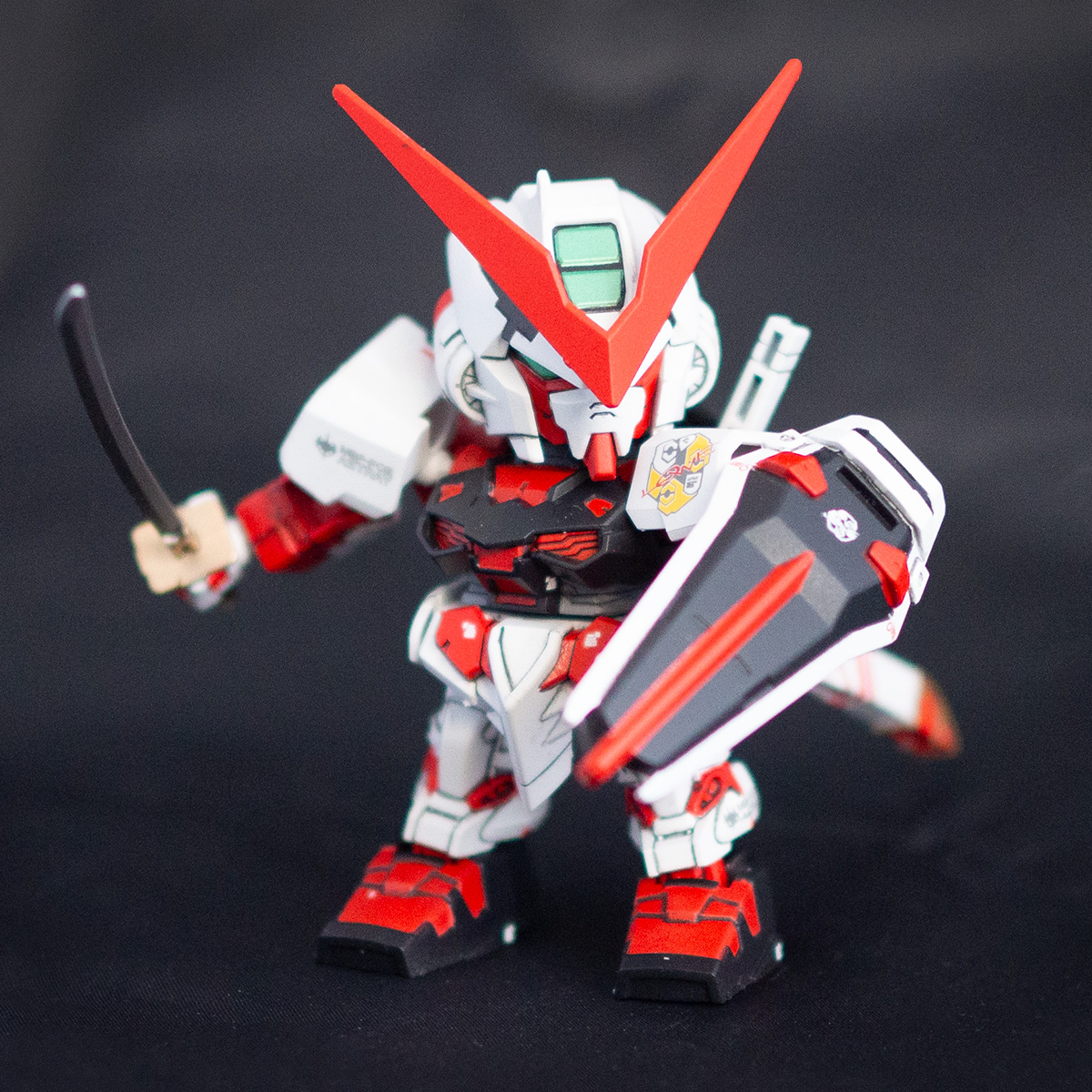 SDEX/CE MBF-P02 Gundam Astray Red Frame