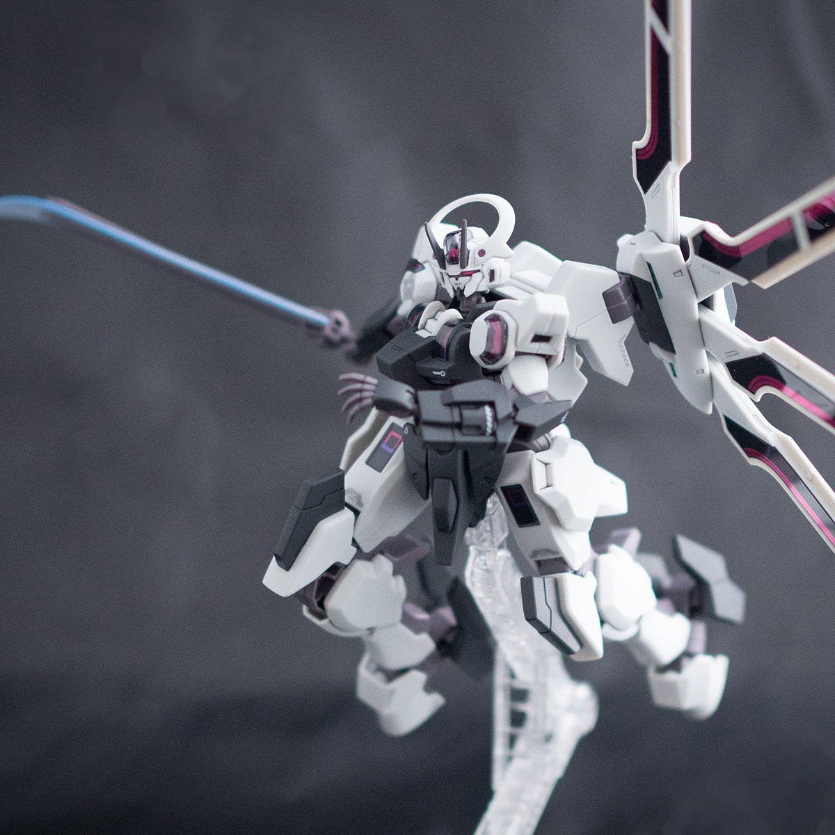 HG/TWFM MDX-0003 Gundam Schwarzette