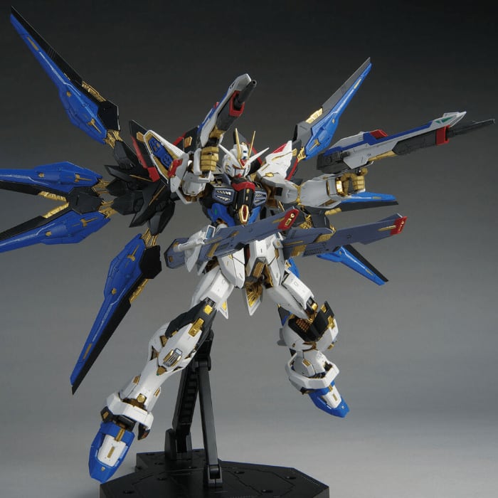MGCE ZGMF-X20A Strike Freedom in action pose